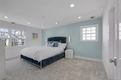 20 Seagull Lane, Port Washington, NY 11050 - Photo 11