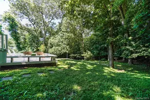 39 Lotowana Ln, Stony Brook, NY 11790 - Photo 33