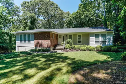 39 Lotowana Lane, Stony Brook, NY 11790 - Photo 1