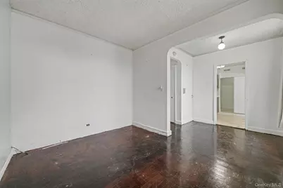 2190 Boston Road #6B, Bronx, NY 10462 - Photo 7