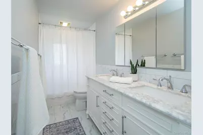 149 Chestnut Road, Manhasset, NY 11030 - Photo 25