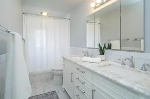 149 Chestnut Rd, Manhasset, NY 11030 - Photo 25