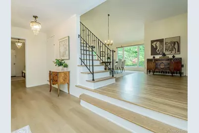 149 Chestnut Road, Manhasset, NY 11030 - Photo 9