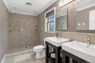 55 Topping Dr, Riverside, NY 11901 - Photo 13