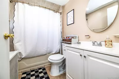 100 Kentucky Street, Long Beach, NY 11561 - Photo 17