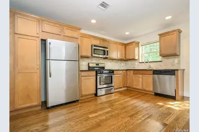 28 Dunes Lane #B, Port Washington, NY 11050 - Photo 11
