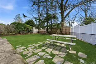 107 Fillmore St, Centerport, NY 11721 - Photo 21