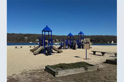 107 Fillmore Street, Centerport, NY 11721 - Photo 29