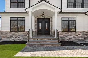 32 Sherman Rd, Old Bethpage, NY 11804 - Photo 3