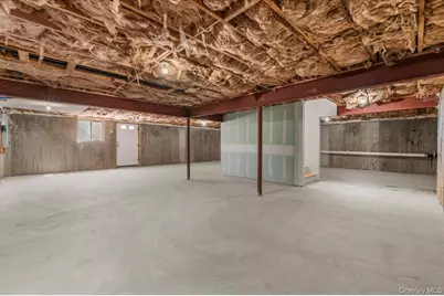 32 Sherman Road, Old Bethpage, NY 11804 - Photo 39