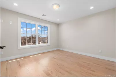 32 Sherman Road, Old Bethpage, NY 11804 - Photo 31