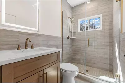 32 Sherman Road, Old Bethpage, NY 11804 - Photo 21