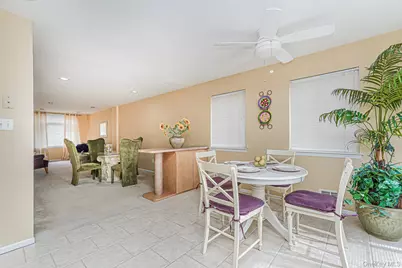 10 Dunhill Lane, New York, NY 10309 - Photo 7