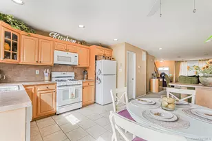 10 Dunhill Ln, New York, NY 10309 - Photo 3