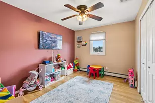 64 Marquette Dr, Smithtown, NY 11787 - Photo 23