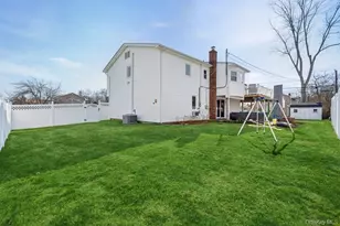 64 Marquette Dr, Smithtown, NY 11787 - Photo 37