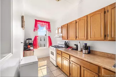 60-34 69th Avenue, Ridgewood, NY 11385 - Photo 17