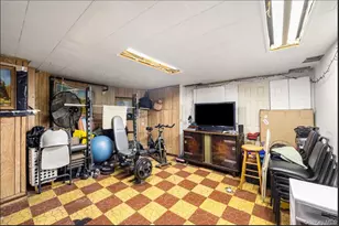 60-34 69th Ave, Ridgewood, NY 11385 - Photo 31