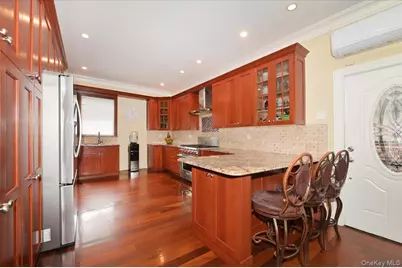 10-11 Bay 24th Street, Far Rockaway, NY 11691 - Photo 9