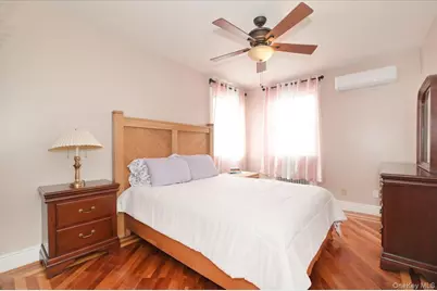 10-11 Bay 24th Street, Far Rockaway, NY 11691 - Photo 15