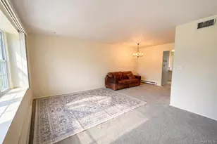 426 Aylesbury Ct, Ridge, NY 11961 - Photo 5