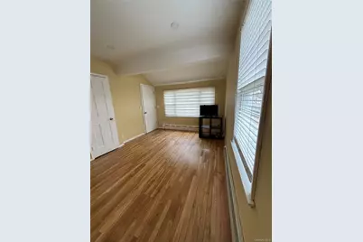 26 Roslyn Street, Islip Terrace, NY 11752 - Photo 3