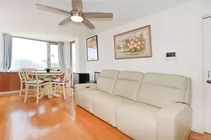31-18 Union St, Flushing, NY 11354 - Photo 5