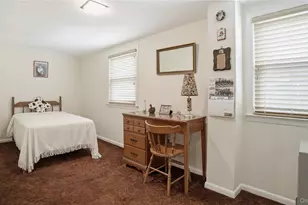 358 Kensington Rd S, Garden City South, NY 11530 - Photo 27