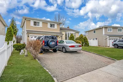 1286 Dale Court, Seaford, NY 11783 - Photo 3