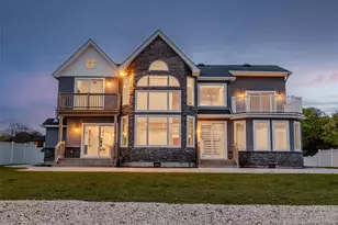 72 Grandview Dr, Shirley, NY 11967 - Photo 11