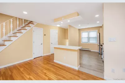 69-05 61st Road, Middle Village, NY 11379 - Photo 7