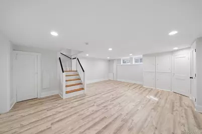 85-55 67th Road, Rego Park, NY 11374 - Photo 17