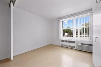 142-05 Roosevelt Avenue #331, Flushing, NY 11354 - Photo 5