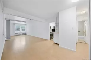 142-05 Roosevelt Ave, Flushing, NY 11354 - Photo 7