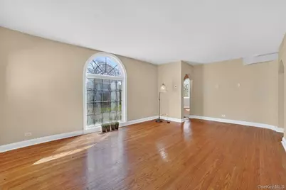 71 Saint Johns Avenue, Yonkers, NY 10704 - Photo 5