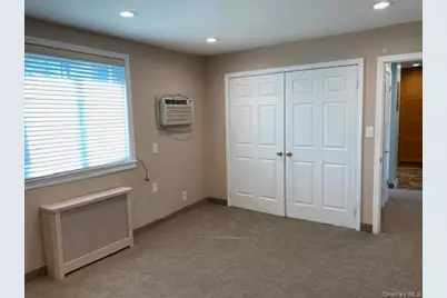 263-17 74th Avenue #E-2, Glen Oaks, NY 11004 - Photo 9