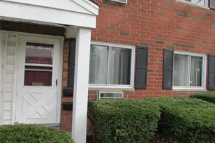 7 Manor Dr, Cornwall, NY 12518 - Photo 3