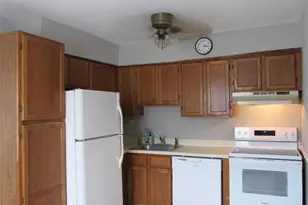 7 Manor Dr, Cornwall, NY 12518 - Photo 11