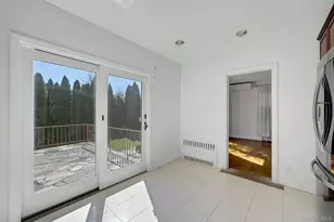 156 Park Dr, Eastchester, NY 10709 - Photo 13