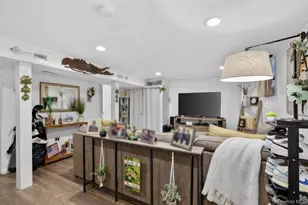 8 Duane Dr, Ronkonkoma, NY 11779 - Photo 25