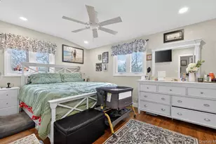 8 Duane Dr, Ronkonkoma, NY 11779 - Photo 17