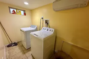 1316 Mcclure Ave, Elmont, NY 11003 - Photo 21