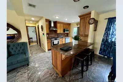 1316 McClure Avenue, Elmont, NY 11003 - Photo 3