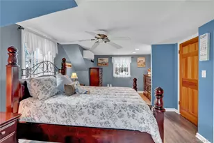 214 Whittier Ave, North Babylon, NY 11703 - Photo 23