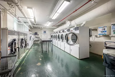 80 Knolls Crescent #6M, Bronx, NY 10463 - Photo 21