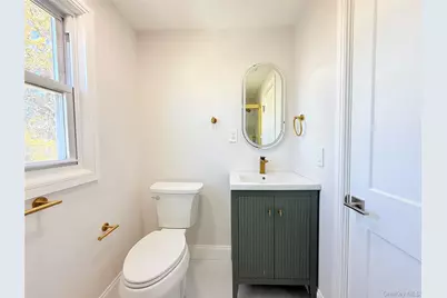 122 6th Street, Hicksville, NY 11801 - Photo 13