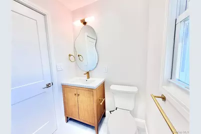 122 6th Street, Hicksville, NY 11801 - Photo 11