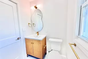 122 6th St, Hicksville, NY 11801 - Photo 11