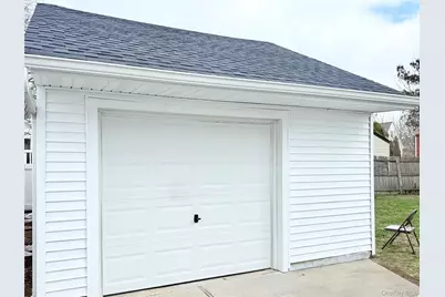 122 6th Street, Hicksville, NY 11801 - Photo 25