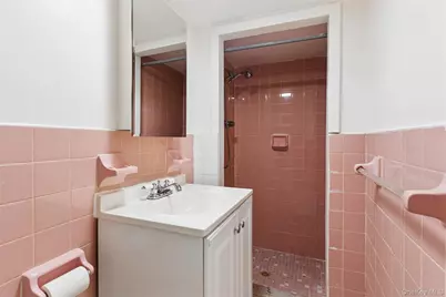 139-18 86th Avenue, Briarwood, NY 11435 - Photo 29